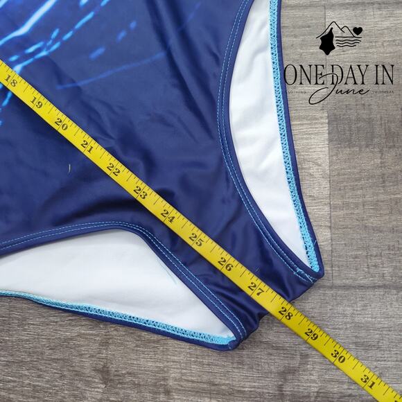 Adisputent Cross Back One Piece Swimsuit Size S - Picture 5 of 6